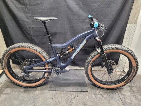 Foes Mutz 2023 Misty Blue