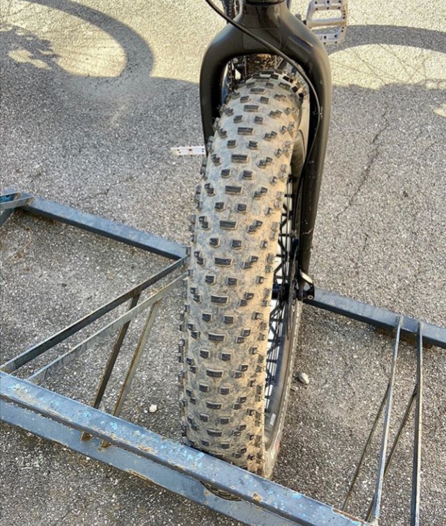 Fatbike parking 02