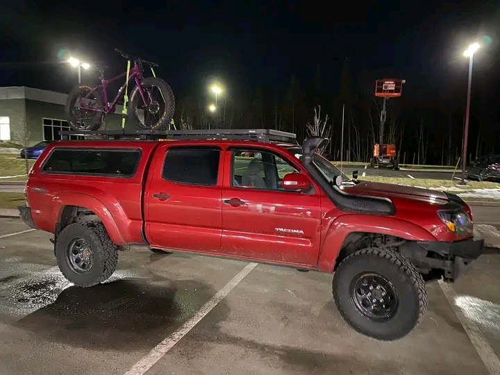 Fatbike transport Toyota Tacoma